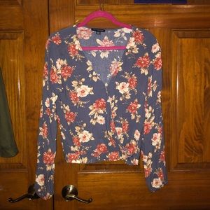 American Eagle  blue v-neck floral print blouse